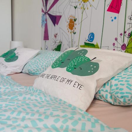 Cozy River View Apartment カルロヴァッツ エクステリア 写真