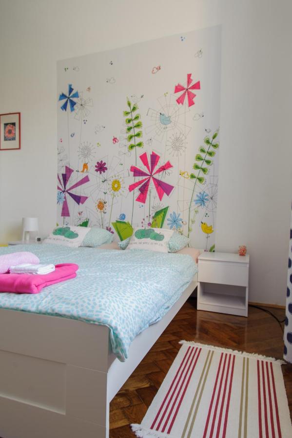 Cozy River View Apartment カルロヴァッツ エクステリア 写真