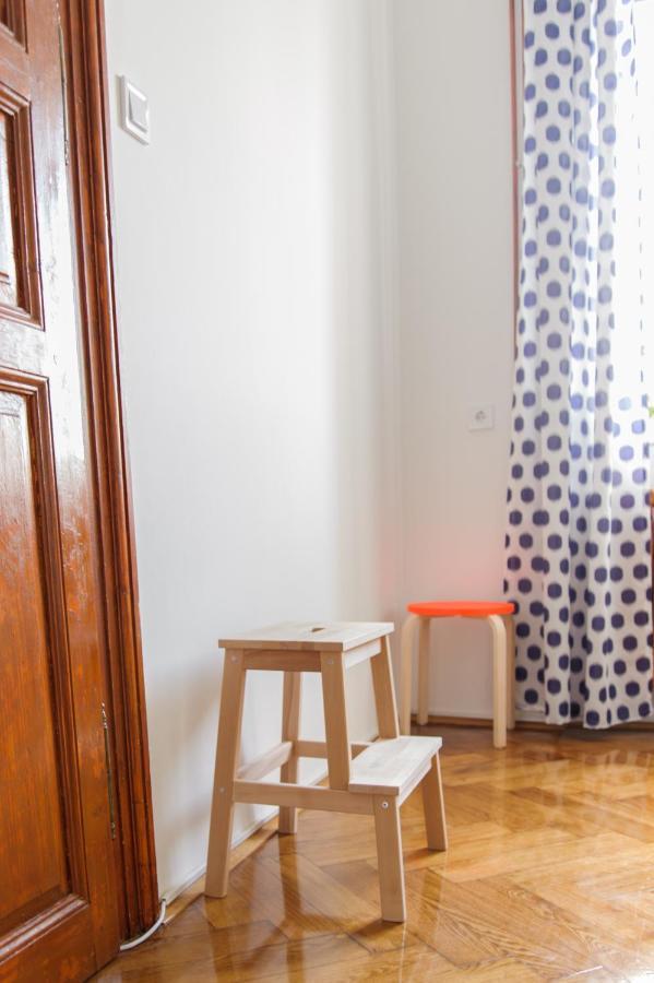 Cozy River View Apartment カルロヴァッツ エクステリア 写真