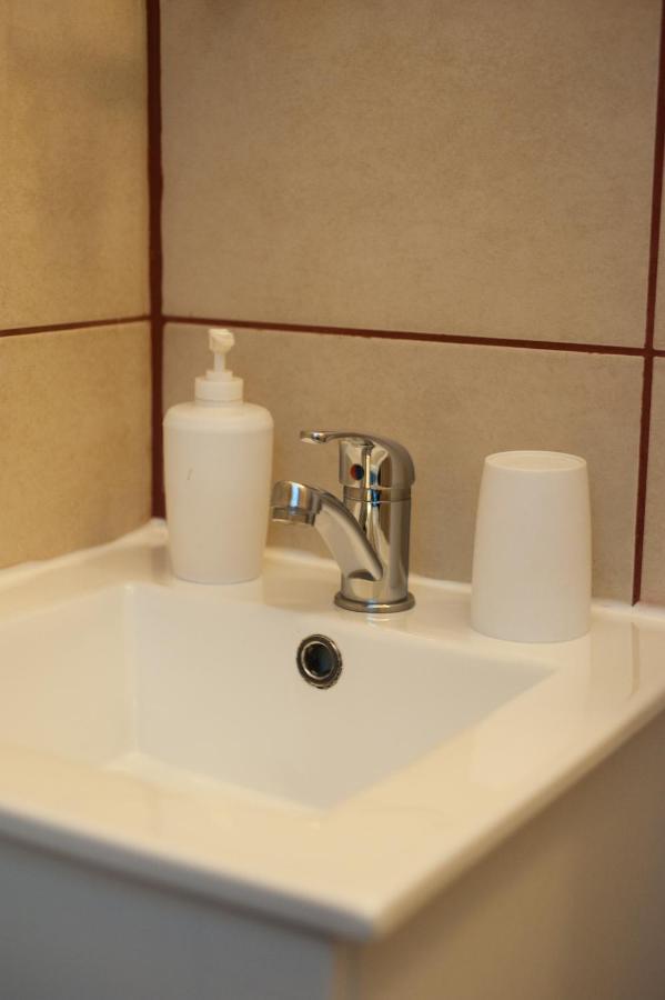 Cozy River View Apartment カルロヴァッツ エクステリア 写真